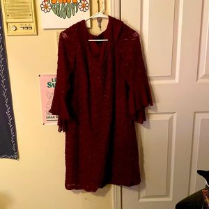 Size is 14,the brand name is connected apparel,the color is a maroon purple